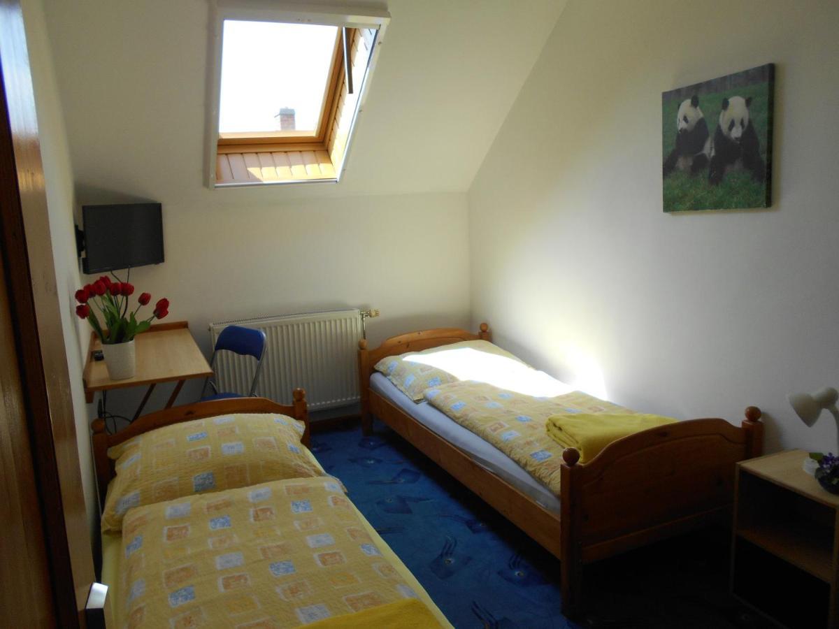 Bed and Breakfast Arpad Panzio Дьёр Экстерьер фото